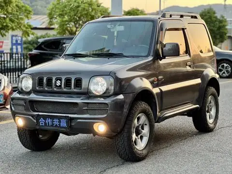 Suzuki 吉姆尼 2010