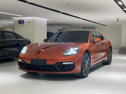 Porsche Panamera 2021