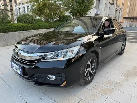 Honda Accord 2016 — фото 1