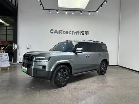 BYD Leopard 钛7 PHEV 2025