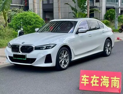 BMW i3 2022