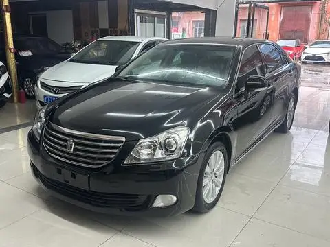 Toyota Crown 2011
