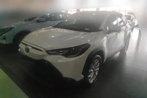 Toyota Frontlander 2024