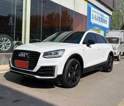 Audi Q2L 2020