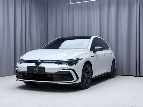 Volkswagen Golf 2021