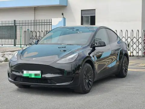 Tesla Model Y 2022 — фото 1