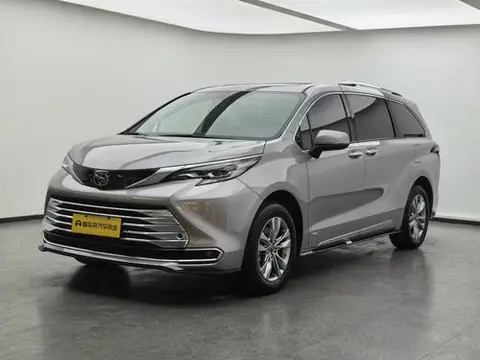 Toyota 赛那 2021