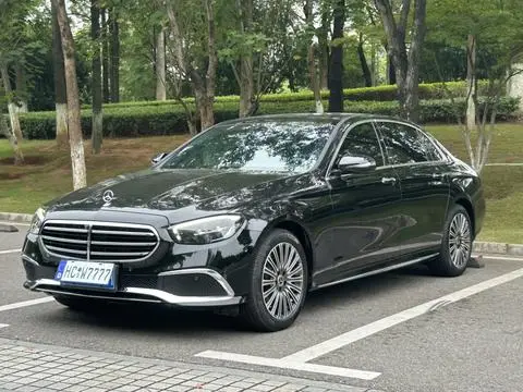Mercedes-Benz E-Class 2022 — фото 1