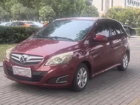 BAIC E Series 2013