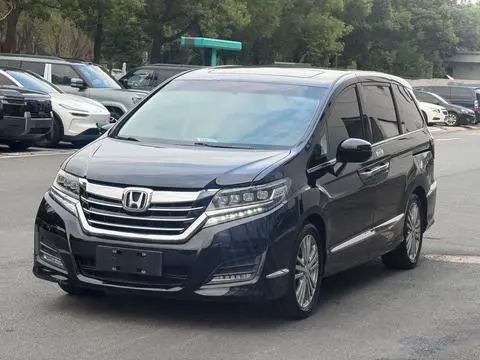 Honda 艾力绅 2016
