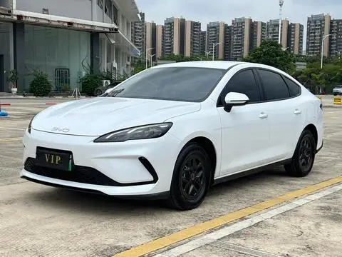 BYD Seal05 DM 2025
