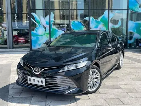Toyota Camry 2019