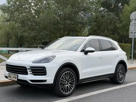 Porsche Cayenne 2019 — фото 1