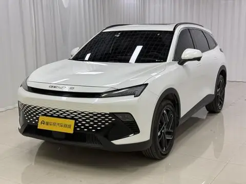 BAIC 魔方 2023