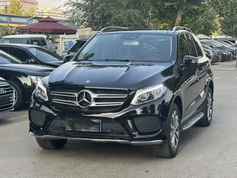Mercedes-Benz GLE 2016