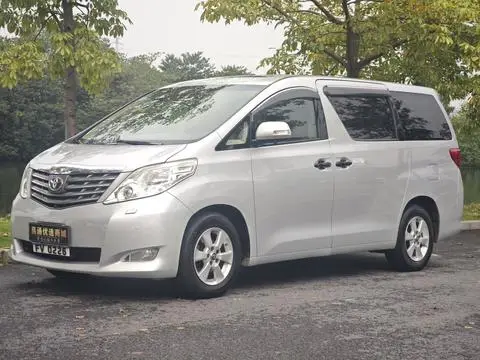 Toyota 埃尔法 2011