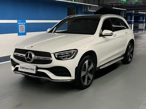 Mercedes-Benz GLC 2022 — фото 1