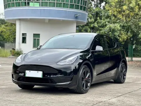 Tesla Model Y 2022 — фото 1