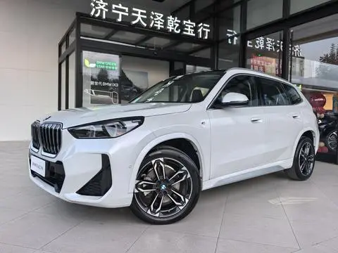 BMW X1 2025 — фото 1