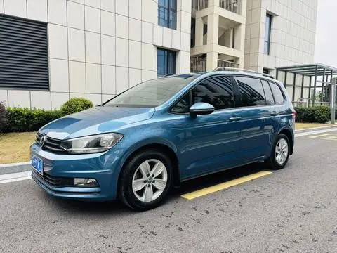 Volkswagen 途安L 2016