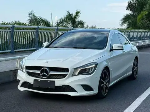 Mercedes-Benz CLA 2015