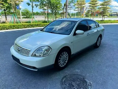 Nissan Teana 2004