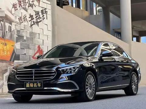 Mercedes-Benz E-Class 2022