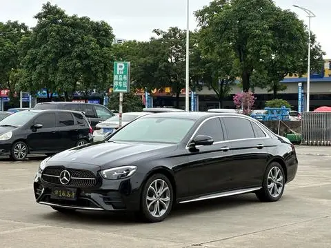 Mercedes-Benz E-Class 2023