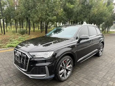 Audi Q7 2024