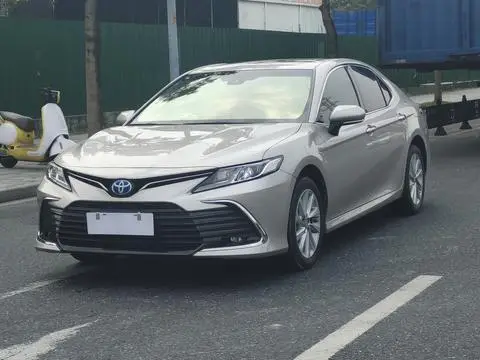 Toyota Camry 2021