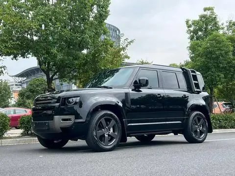 Land Rover 卫士 2025