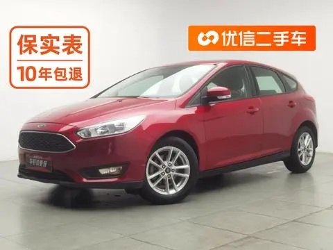 Ford Focus 2018 — фото 1