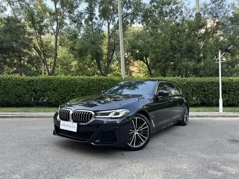 BMW 5 Series 2023 — фото 1
