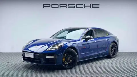 Porsche Panamera 2024