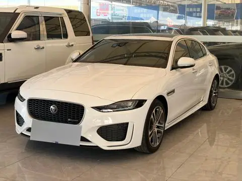 Jaguar XEL 2021 — фото 1