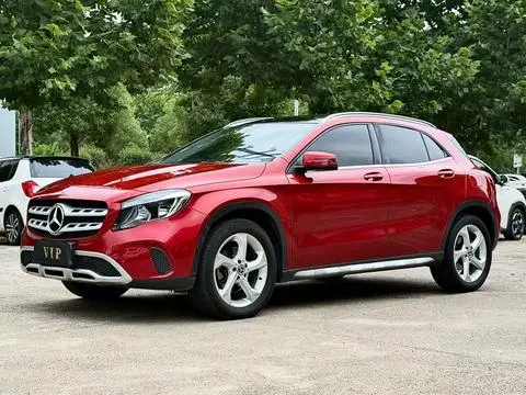 Mercedes-Benz GLA 2018 — фото 1