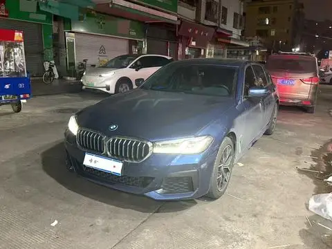 BMW 5 Series 2021 — фото 1