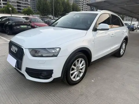 Audi Q3 2015