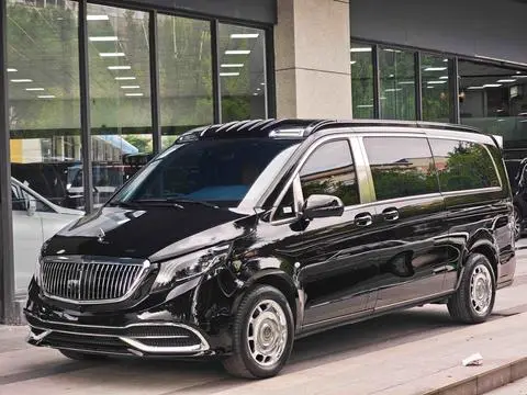 Mercedes-Benz 威霆 2023