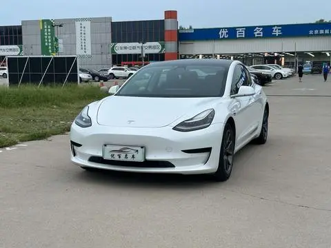 Tesla Model 3 2020 — фото 1