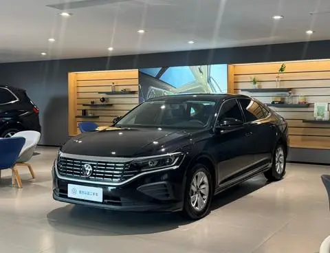 Volkswagen Passat 2025
