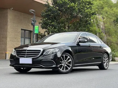 Mercedes-Benz E-Class 2017 — фото 1