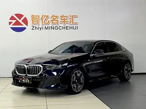 BMW 5 Series 2024
