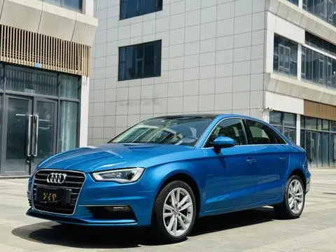 Audi A3 2015 — фото 1