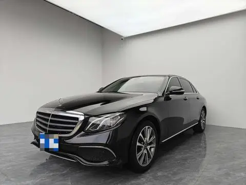 Mercedes-Benz E-Class 2016 — фото 1