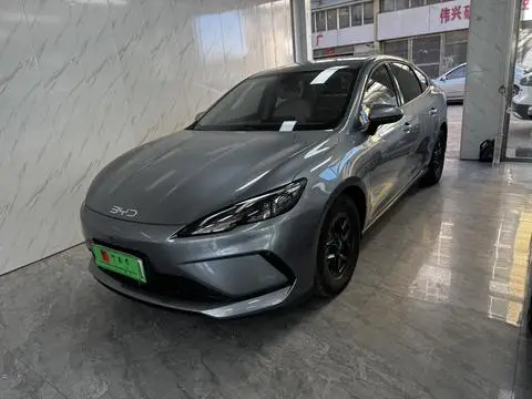 BYD Seal05 DM 2025