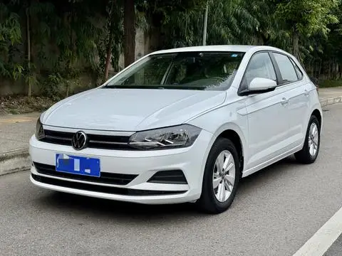 Volkswagen Polo 2023 — фото 1