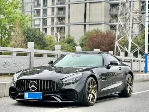 Mercedes-Benz AMG GT 2020 — фото 1