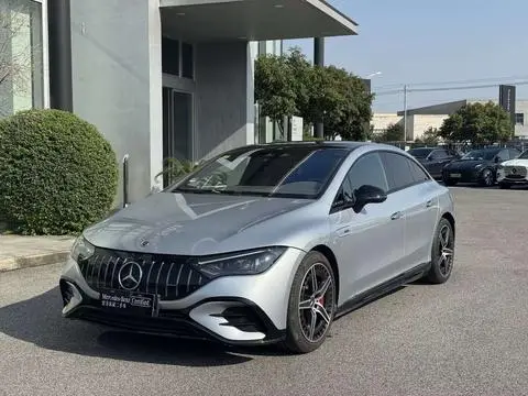 Mercedes-Benz EQE AMG 2023