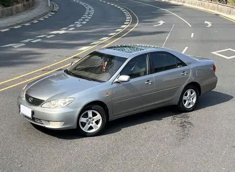 Toyota Camry 2005 — фото 1